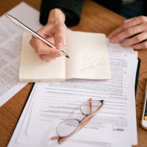Declaració de la renda: Ens apropem a fi d’any i s’han de valorar diferents aspectes que poden reduir o no la factura fiscal de la declaració de la renda del 2023 <i class="icon icon-locked"></i>