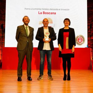 Oviedo celebra l’excel·lència en hostaleria amb un reconeixement a La Boscana pel seu lideratge en innovació gastronòmica <i class="icon icon-locked"></i>